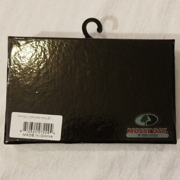 Mossy Oak Trifold Canvas Wallet - Picture 2 of 8